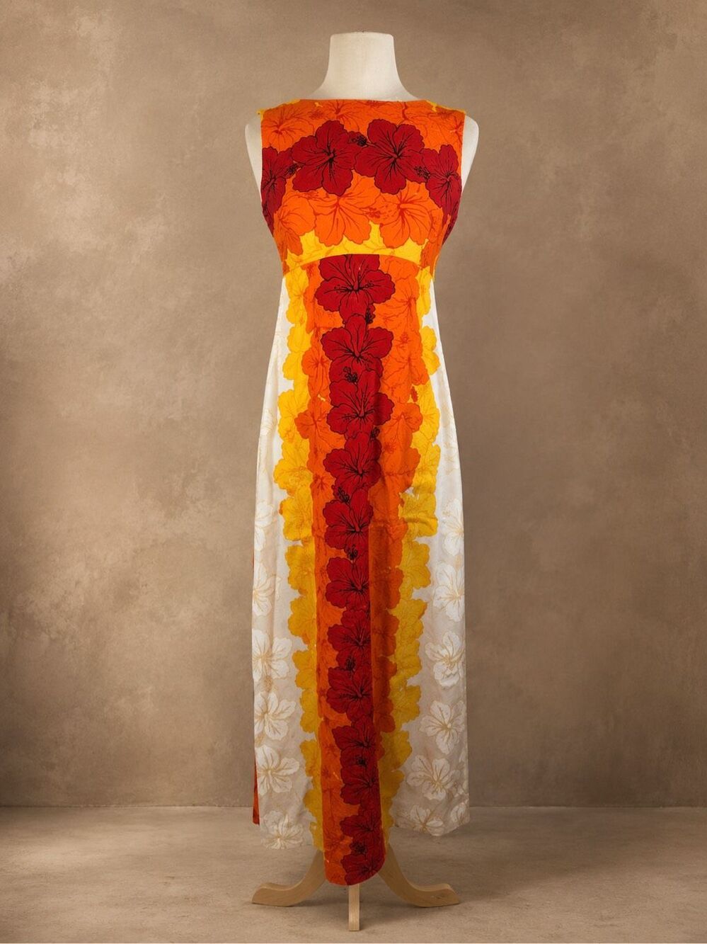Ui-Maikai Hawaiian Maxi Dress Tropical Floral Orange Red White 100% Cotton Vinta